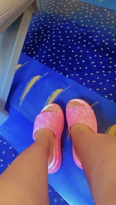 CandySlender18 Foot 🦶 lovers❤️❤️❤️❤️❤️  3টি ছবি