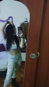 sophy_rockのSophy 🫦の 3枚の写真