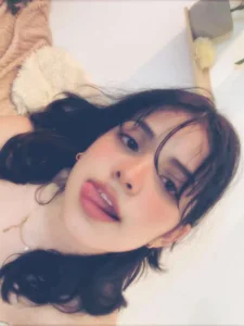 yurii_petite Public Pic 6