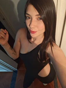 emmily_jane Public Pic 2