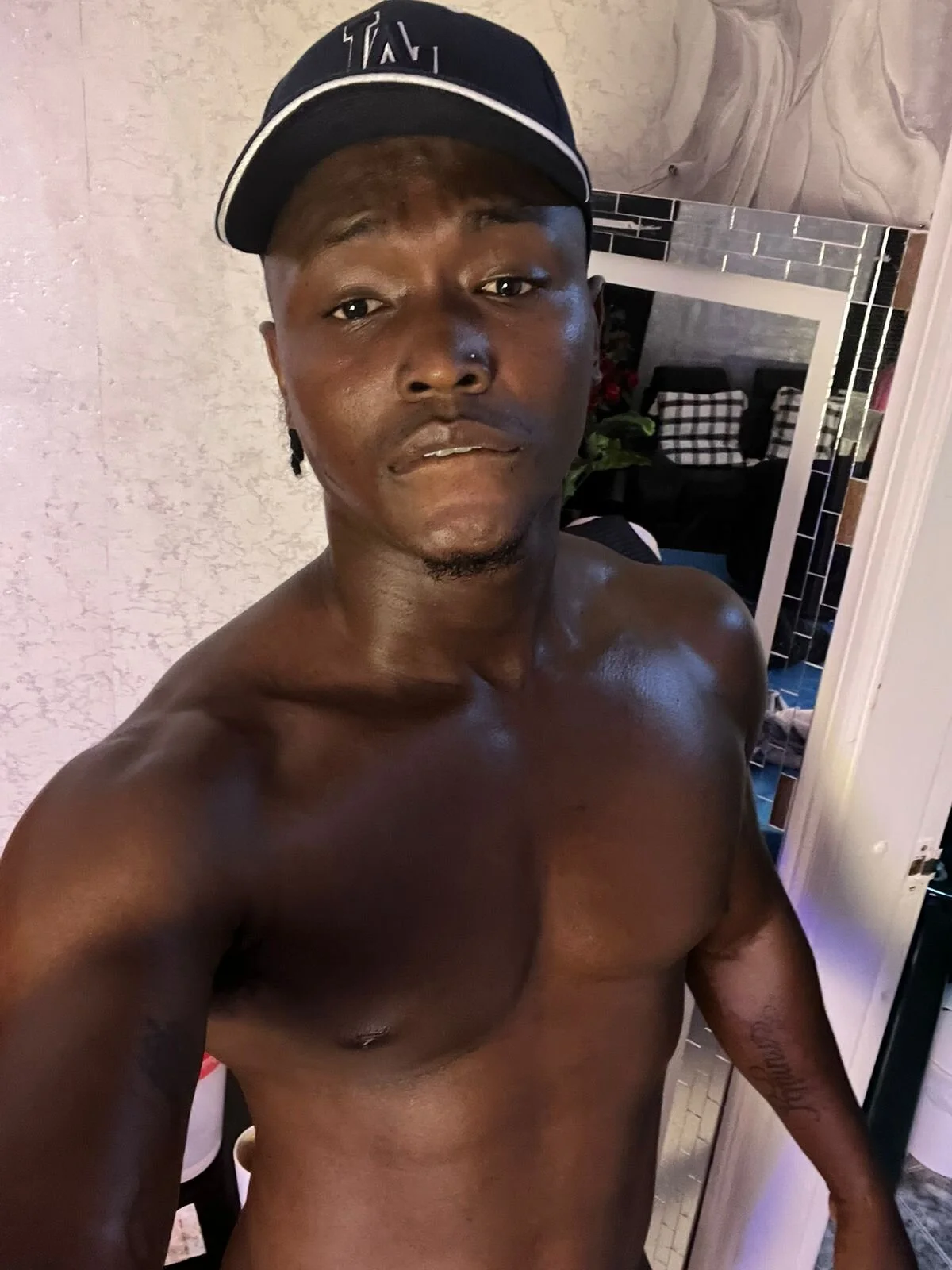 Трендове зображення  1401 DannSmmith