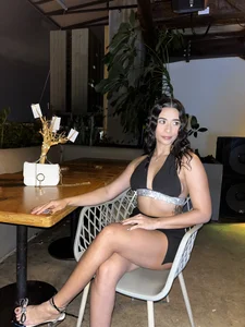 GraceWallace_ 🥂🖤 Foto 6