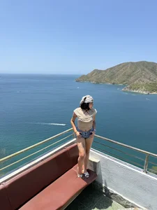 Prissi_rivas2 Public  4টি ছবি