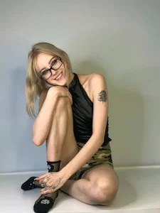 sansusie not Billie Eilish Billede 2