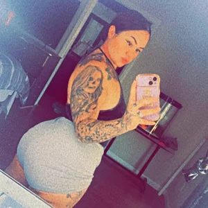 MissBootyy CubanMami Pic 2