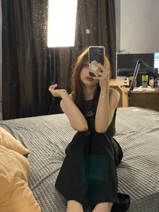 _SofiaBrown Public Pic 4