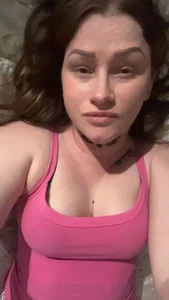 CalienteHolly's Me Sex Photo 1