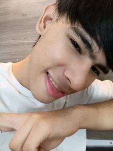 Kevin_Brooks1 Come ,for the night demands decrees 🥴🫣🤪 Gambar