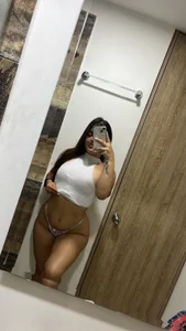 Maxinnevance Public Pic 4