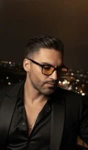 TheCrixus72 Me รูป 