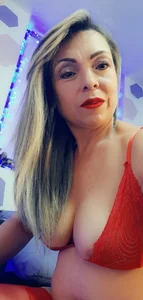 Red lingerie de naahomysexy50  photos