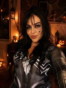 Sofi_Lennox_ Hallowen Pic
