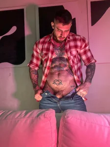 Red de DimitriSullivan_  3 photos