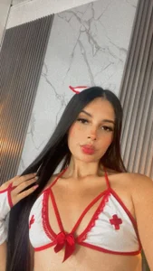 Emma_AH Public Foto 2