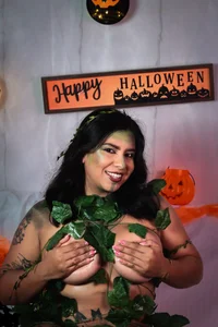 emilyy_cooperr sweet halloween 👻✨ รูป  4