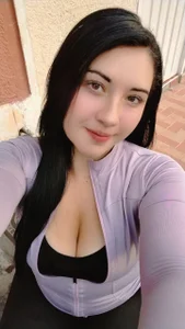 Melisa_Cute_ Public Pic 3