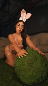 xolara_monroe your fantastic bunny 🐰 Εικόνα 6
