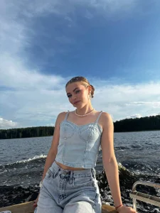 TamalaPetrone Public  7. fénykép