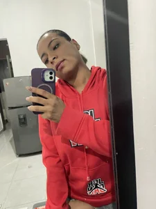 channelrhyss Public Pic 3