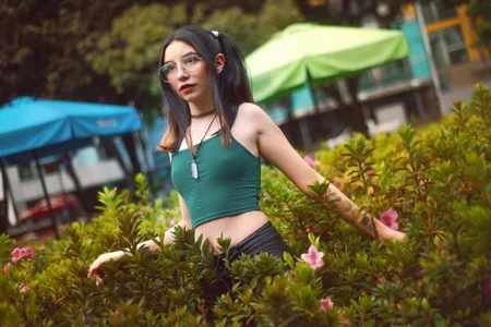 charlottemoonxz Public Gambar 2