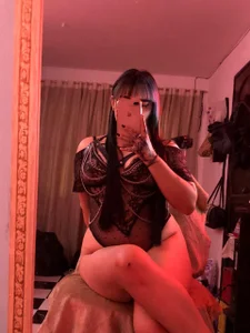 _Veronicaa_ YOUR SEXY GOTHIC GIRL 🖤 Pic 2