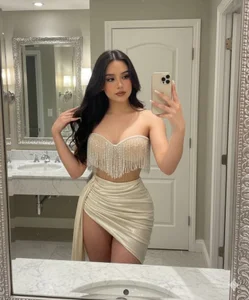 yoursanya00 Public Hình