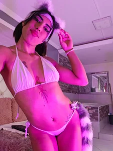 Eloisa_Morgan Golden fox🔥🔥🔥  5টি ছবি