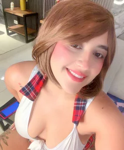 julietha_taylorの“Touch me with your eyes”の 5枚の写真