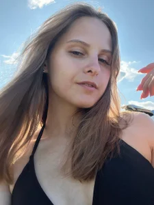 AliciaLunar Public slika 2