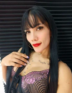 juliane_sweer1 juliane pink Pic 7