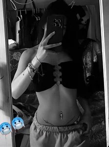 Miley_rouse Public 사진 4
