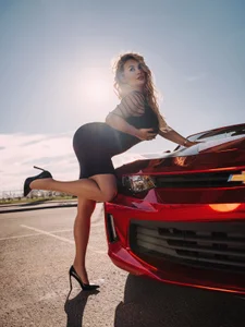 LOLA_SWAN: Public ( фото)