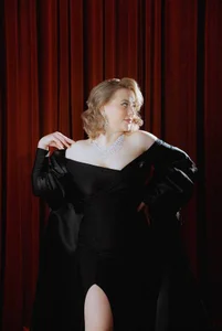 Dana_Allen Public Foto 5