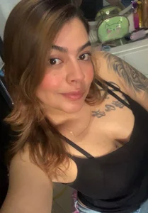 mia_Live23 Public . fénykép