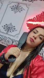 Alanna-sloppyの"Rich, naughty and dangerous"の 3枚の写真