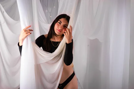 Fantasies in two times 😈😈😈 de Alasska_Queen  2 Imagens