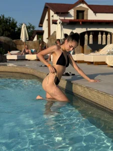 beauty_luna18 Welcome back summer Pic 4