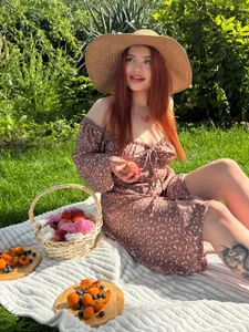 RedheadQueen_ kullanıcısının hot summer albümü -  8 fotoğraf