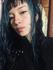 misa_goth Public - {count, plural, one {תמונה אחת} two {שתי תמונות} many {# תמונות} other {# תמונות}}