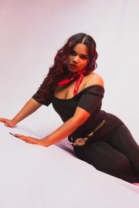 Carolina_Evanss I love this 80's look Pic