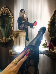 Hi loser”s💋 od MistressAndre  5 snímek