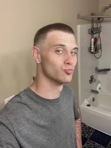 Deafguyproud69 Public Pic 6