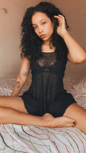 EmilyTreasurez Black dress 🖤 صورة واحدة|EmilyTreasurez Black dress 🖤 صورتان|EmilyTreasurez Black dress 🖤  5 صور|EmilyTreasurez Black dress 🖤  5 صورة