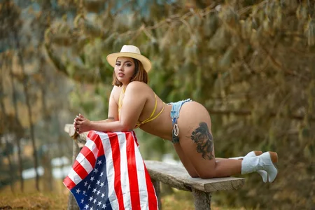 LucciaPorter Happy 4th of July 🎉 slika