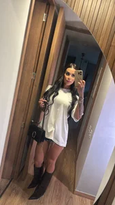 Helenbronwx 🤳Variety 사진