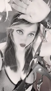 Valeria_de_leon Me Sumission Pic 4