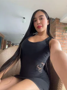 Alessia-Rouge Public Billede