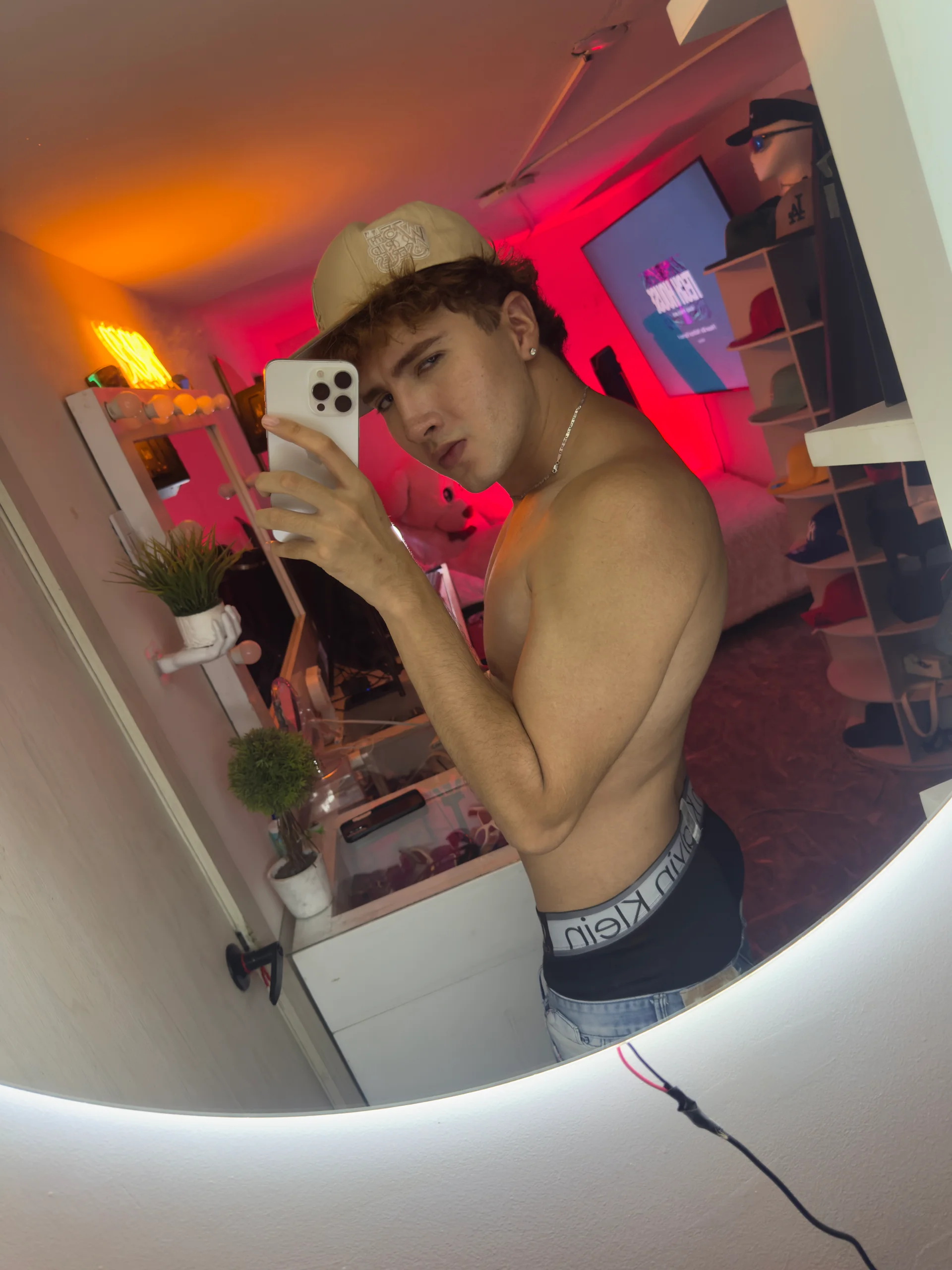 Eiden_carter Public صورة واحدة|Eiden_carter Public صورتان|Eiden_carter Public  صور|Eiden_carter Public  صورة