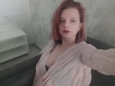 Caroline_hot69 Caroline public Foto 4