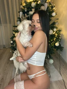 Ashley-Evans Me and Alma❤️ Pic 2